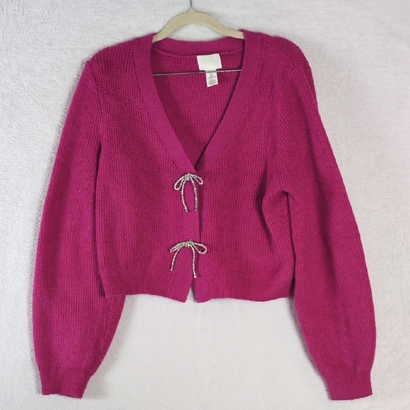 H&M Women's Pink Magenta Coquette Bowtie‎ Cropped Sweater Size M - Picture 1 of 6
